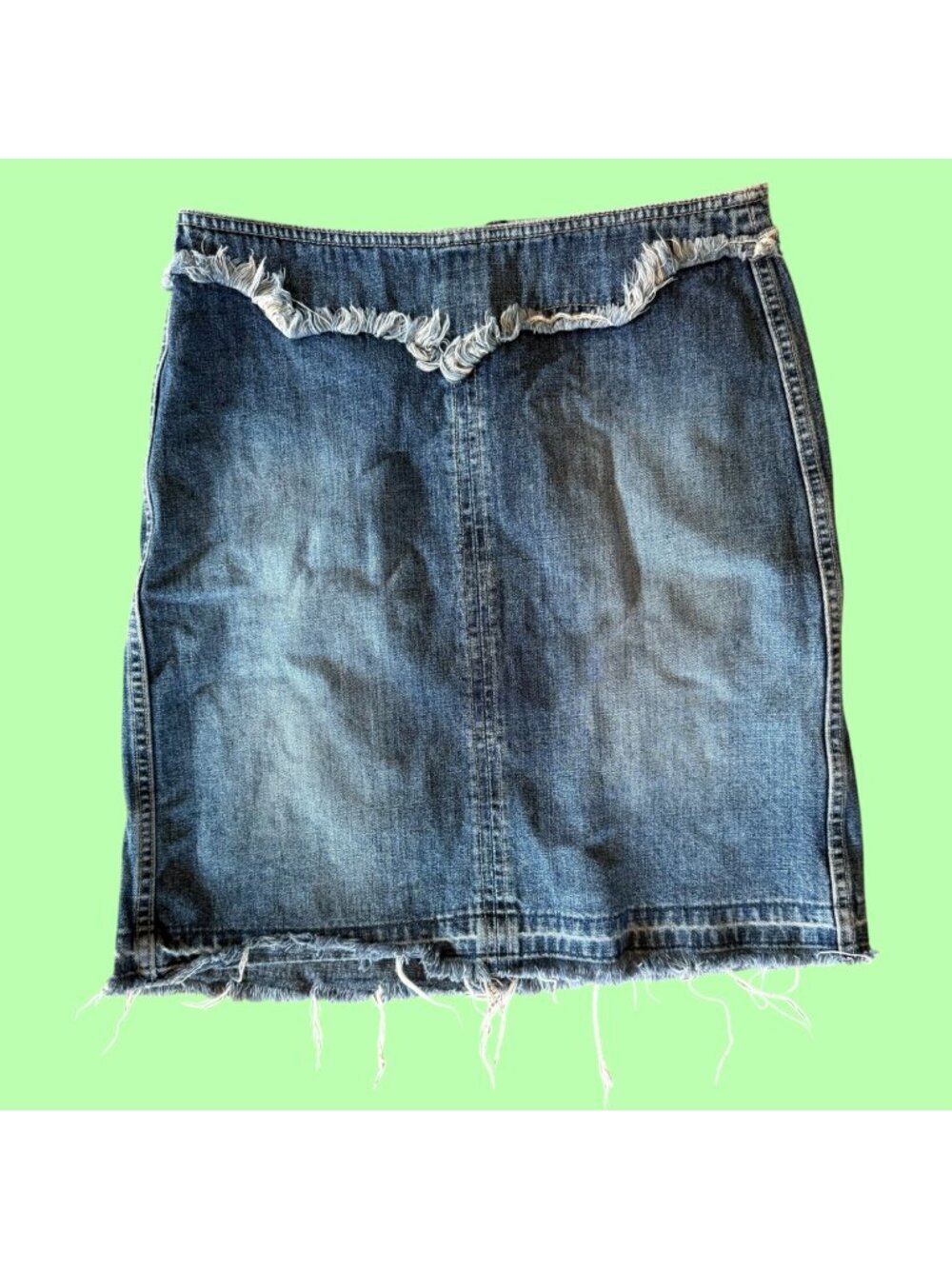 Vintage Guess Distressed Frayed Hem Medium Wash Denim Skirt